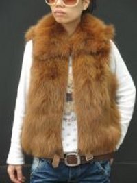 Jako sněhová královna / Kožešiny a chlupaté doplňky (http://www.luxurymag.cz)